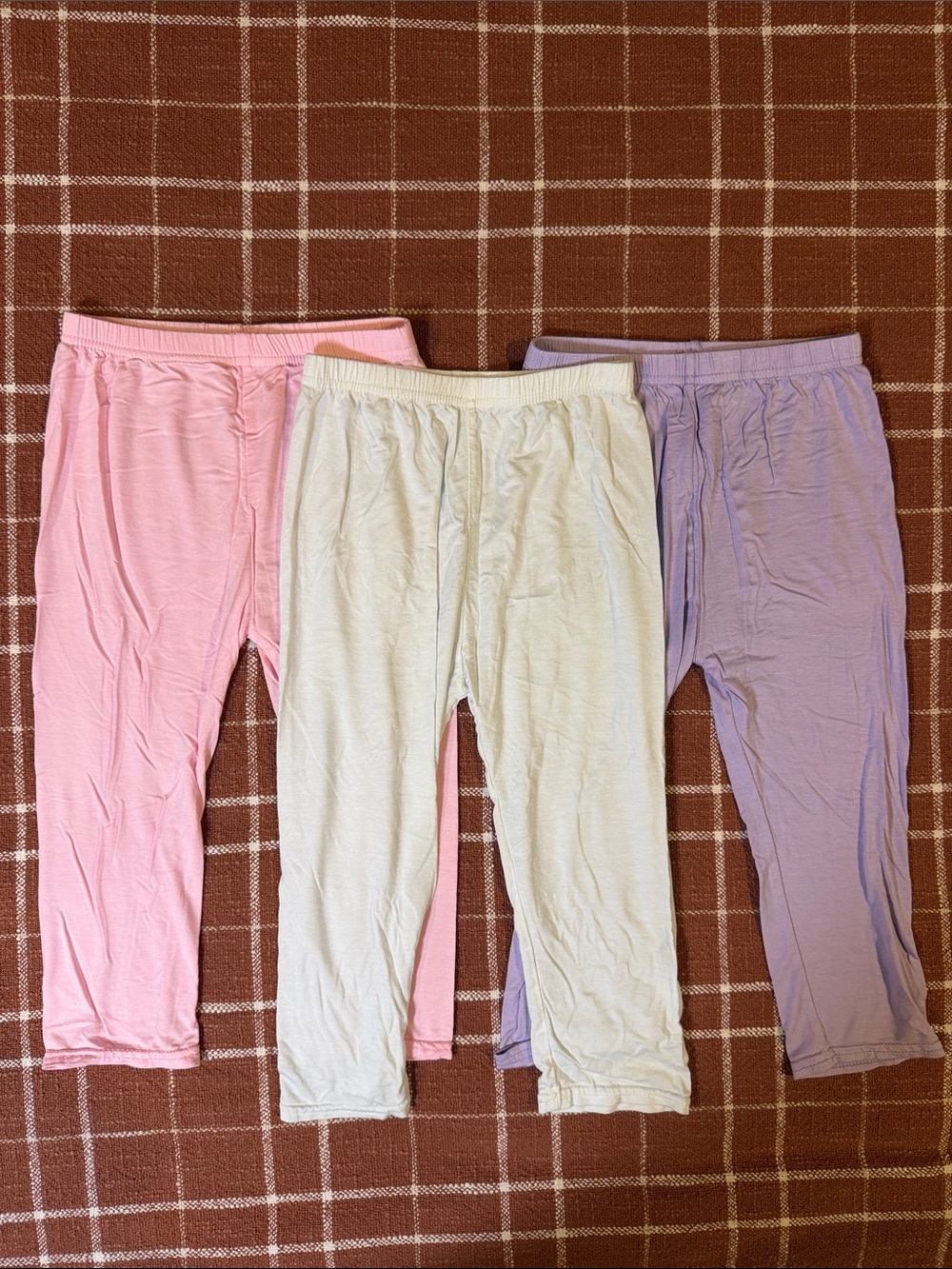Girls’ Capris 3-pack in Light Pink, White, and Light Purple - Size 7/8